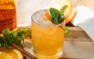 Picture of MIXED-N-MUDDLED COCKTAIL CLASS: WHISKEY SMASH